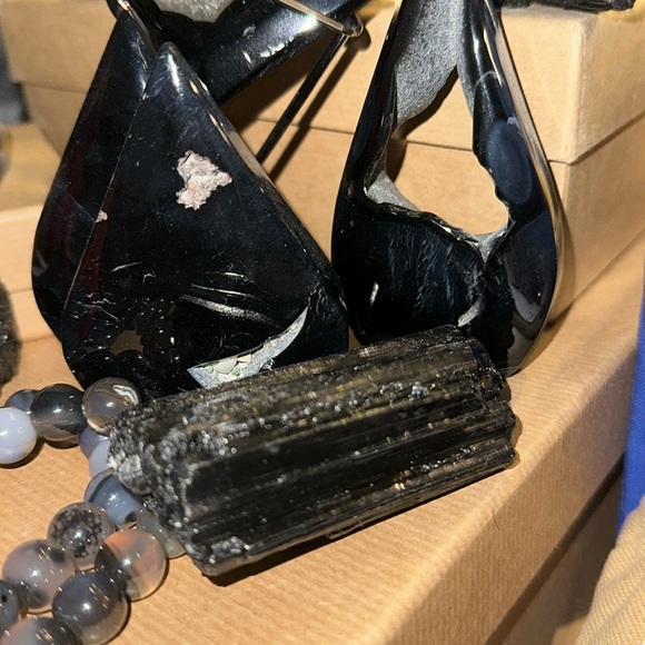 LAST ONE! Black Tourmaline Raw Piece - Price is for one ๐น๐น - Picture 2 of 5